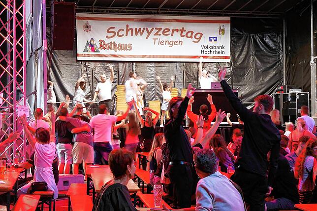 Bild 28: Die schönsten Bilder von der Schwyzertags-Ü30-Party