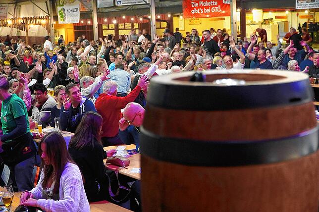 Bild 6: Wiechser Oktoberfest startet – exklusive Bilder!