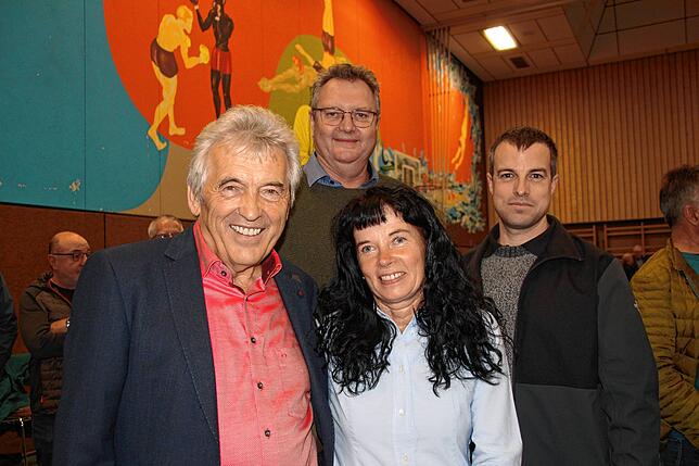 Bild 30: Bürgermeisterwahl: Das sind die Bilder aus der Halle