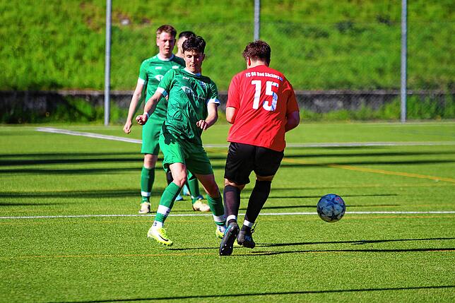 Bild 9: FC 08 Bad Säckingen besiegt den SV Rheintal mit 5:3 – und wir haben Fotos!