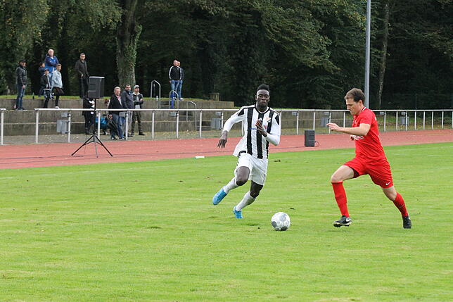 Bild 1: SV 08 Laufenburg gewinnt gegen den SV RW Ballrechten-Dottingen mit 4:1 &ndash; und wir haben Bilder!
