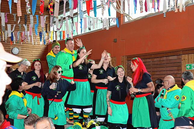 Bild 3: Dreikönigsfrühschoppen der Froschenzunft in der Güttinger Buchenseehalle