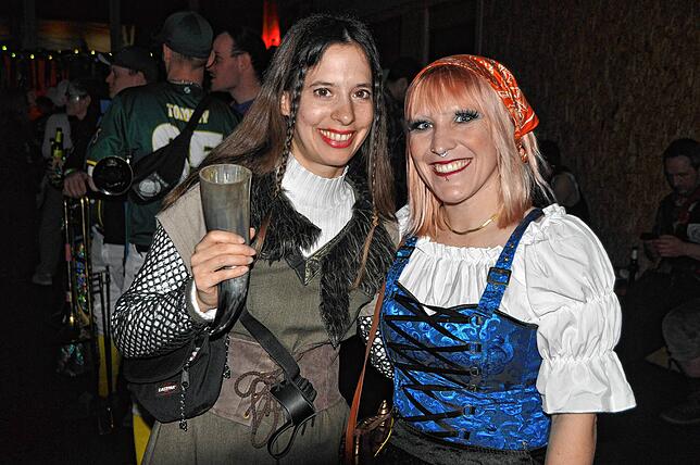Bild 20: Beste Stimmung auf dem DLRG Ball in Wittenhofen