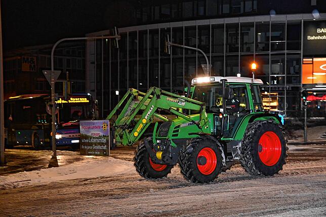 Bild 17: Bauernprotest im Schwarzwald-Baar-Kreis. Landwirt schon vor 6 Uhr unterwegs!