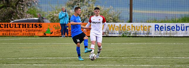 Bild 8: FC RW Weilheim besiegt die SG Mettingen/Krenkingen mit 3:1 &ndash; und wir haben Bilder!