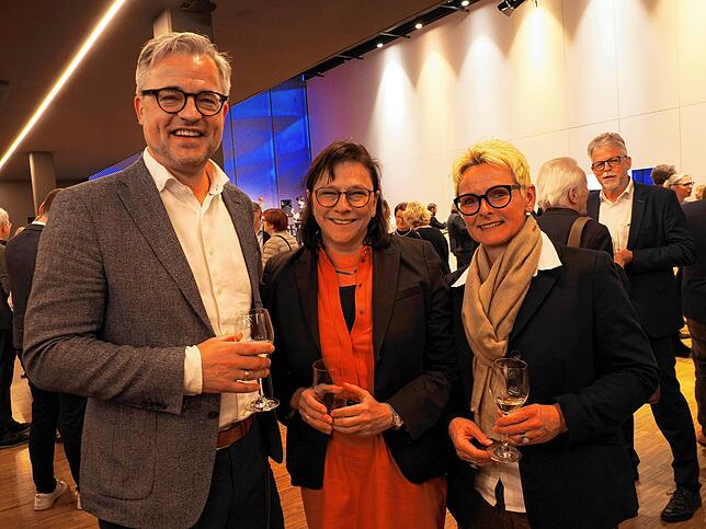 Guido Baltes, Professor an der Konstanzer Hochschule für Technik, Wirtschaft und Gestaltung, Präsidentin Sabine Rein, Volksbank-Vorstand ...