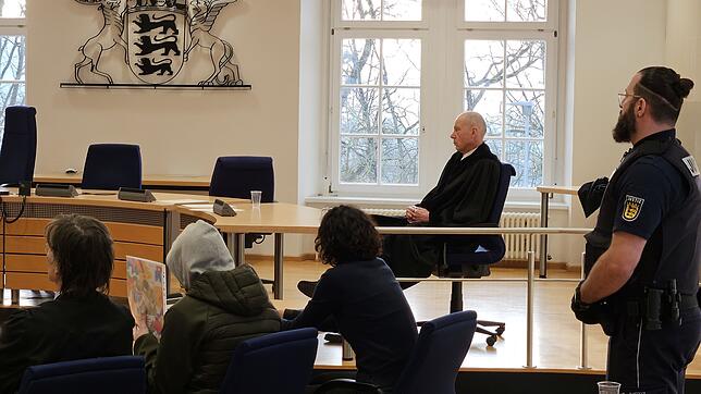 Im Prozess vor der Schwurgerichtskammer des Landgerichts Waldshut-Tiengen wegen des Tods eines Säuglings musste sich der 32-jährige ...