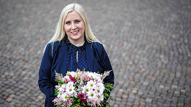 Bild : Mit Baby im Bauch ins Rathaus: 51-Jährige kandidiert für OB-Posten in Leonberg