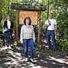 Auch zuhause lässt sich gut urlauben zeigt das Team der Blumberger Stadtverwaltung. Lena Hettich (von links), Nadine Götz, Daniela ...