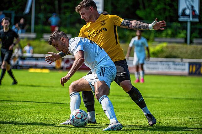 Bild 12: SV 08 Laufenburg kassiert 2:4-Niederlage gegen den SC Wyhl &ndash; und wir haben Bilder!