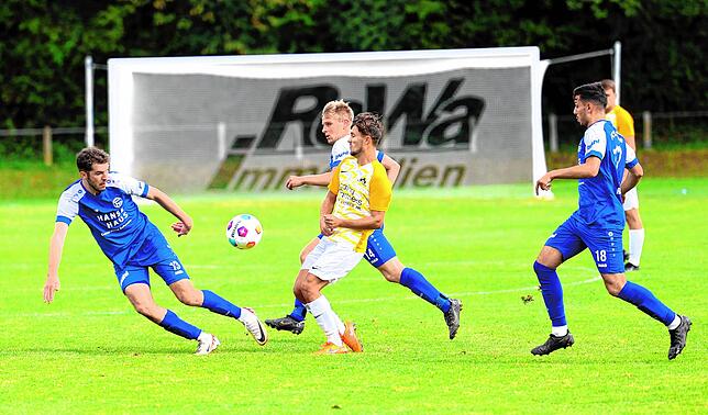 Bild 10: Unsere besten Bilder der Landesliga-Partie zwischen dem FC Radolfzell und Dettingen-Dingelsdorf