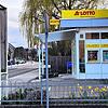 Im Sommer 2023 hat der heute 24-Jährige den Kiosk in der Konstanzer Straße überfallen. Dabei führte er ein Messer mit und erbeutete rund ...