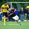 Durchgesetzt: Sandro D‘Accurso (rechts) war gegen den 1. SV Mörsch entscheidend. Er holte für den SV 08 Laufenburg den Elfer zum 1:0 ...