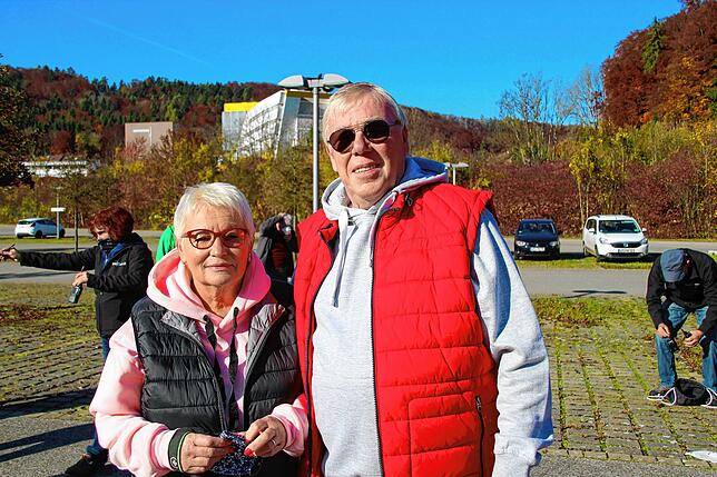 Das Ehepaar Christine und Franz Schäfer aus Stühlingen war überrascht, doch noch einiges über kraftstoffsparendes Fahren lernen zu können.