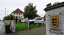 Am Singener Amtsgericht wurde ein Fall verhandelt, bei dem gleich mehrfach Tulpen im großen Stil auf einem Feld geschnitten aber nicht ...