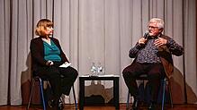 Im Podiumsgespräch mit der Journalistin Katharina Thoms erläutert Gerhard Mengesdorf, weshalb er gerne Vereinsmensch ist. Und weshalb zu ...