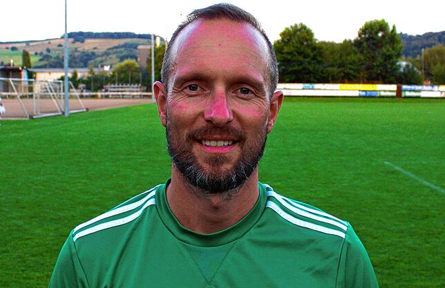 Verlängert: René Grabe (42) wird zumindest bis Ende der Saison 2025/26 als Trainer für den Tabellenvierten SV Rheintal tätig sein.