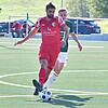 Feste Größe: Tobias Eichhorn (vorn, gegen Nico Maier von der SG Mettingen/Krenkingen) kam vor der vergangenen Saison vom FC Weizen. Der ...