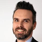 „Bei Kindern am Bodensee sehe ich das Schwimmenlernen schon fast als Grundrecht an“, sagt Rechtsanwalt Stephan Tögel, ...