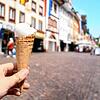 Bei über 30 Grad tut jede Abkühlung gut. Aber auch andere Faktoren sollten bei den hohen Temperaturen beachtet werden. (Archivbild ...