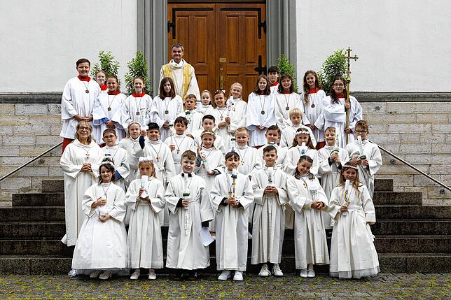 Bild 3: Heiliges Sakrament: Alle Bilder zur Kommunion und Konfirmation im Hegau