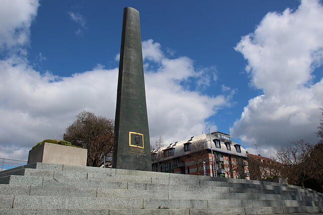 Soll das Zeppelin-Denkmal auf den Bahnhofsvorplatz verlegt werden?