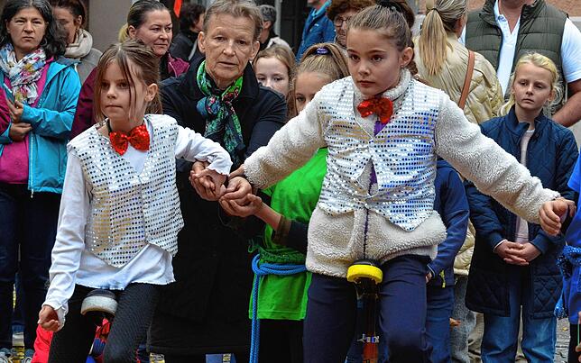 Bild 18: Die schönsten Bilder von der Kindermeile des Kindertheater-Festivals am Samstag – Teil 1