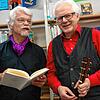 Ein eingespieltes Team: Autor Markus Manfred Jung (links) und der Komponist Uli Führe, der die Zwischenmusiken für die CD-Aufnahme der ...