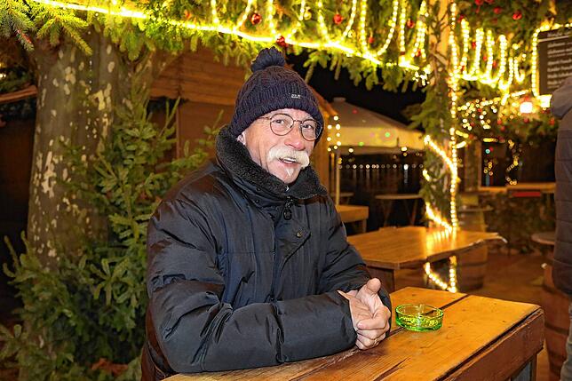 Dass es allen sehr gut schmeckt, freut auch Familienoberhaupt Aniello Nicoletti.