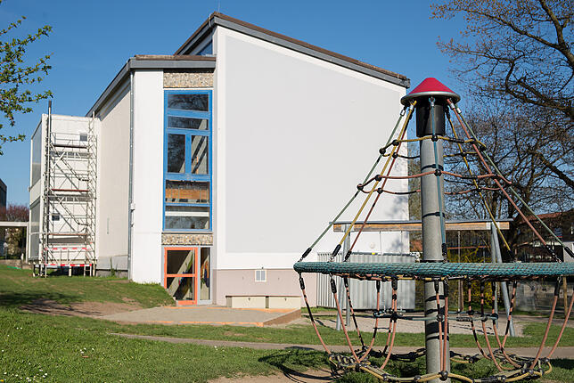 Übergangsweise ist die Kita Seegaddel ins Grundschulgebäude gezogen. Der Neubau der Kita und auch Sanierung und Erweiterung des ...