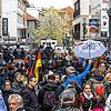 Querdenker-Demonstration in Stuttgart vom 17. April. Solche Bilder würde die Stadtverwaltung von Villingen-Schwenningen gerne ...