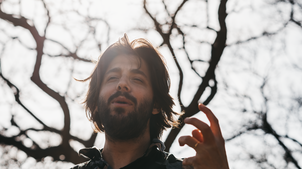 Der ESC-Gewinner von 2017, Salvador Sobral, tritt am Samstag, 17. Mai, 20 Uhr, in der Stadthalle Waldshut auf.