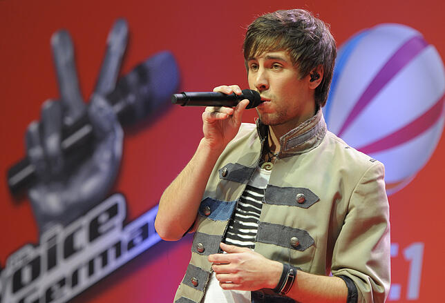 Noch fast ohne Bart: Max Giesinger im Januar 2012 während eines Auftritts im Rahmen der Castingshow „The Voice Of Germany“.