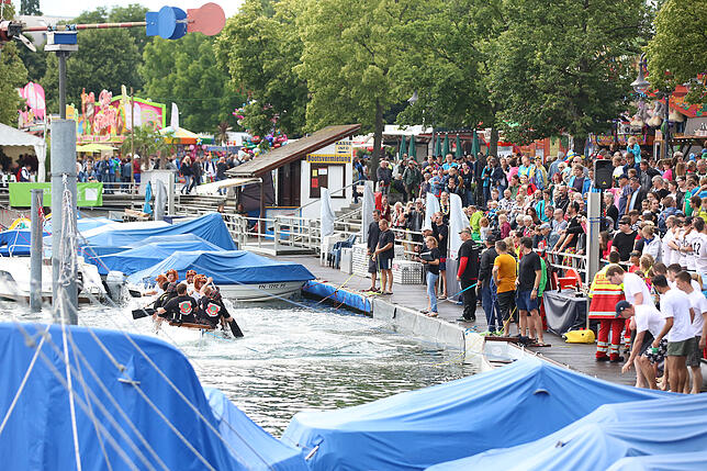 Bild 20: Das Drachenbootrennen in Bildern