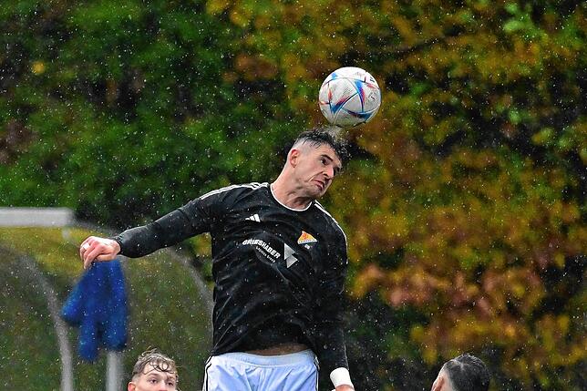 Bild 33: SV 08 Laufenburg sichert ein 1:1 gegen FC Waldkirch &ndash; und wir haben die Bilder!