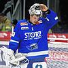 Michael Bitzer zeigte beim Heimsieg der Schwenninger gegen München eine herausragende Leistung und blieb erstmals in seiner ...