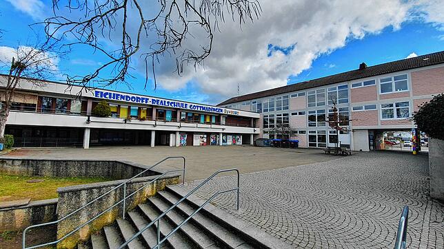 Wo noch die Eichendorff-Realschule in Gottmadingen steht, könnten nach dem Umzug von Schule und Schülern in den Neubau Baugruppen ...