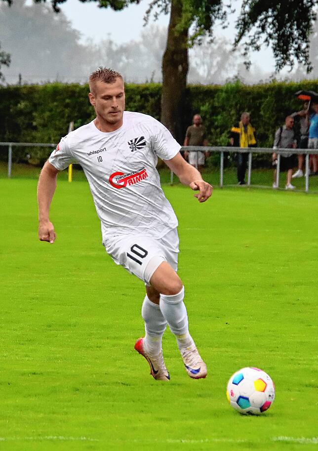 Bild 2: Unsere Bilder von der SBFV-Pokal-Partie zwischen der SpVgg F.A.L. und dem FC 08 Villingen