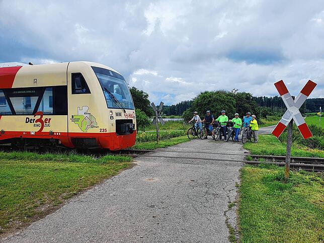 Vier Mal zwischen Stockach und Mengen hält die Biberbahn auf der Strecke an, um Bahnübergänge sicher zu passieren. Bild: Stadt Meßkirch