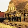 Als diese Aufnahme 1967 entstand, war die Randenbahn bereits stillgelegt. Dieser Zug war nur eingesetzt, um das Mobiliar der Bahnhöfe ...