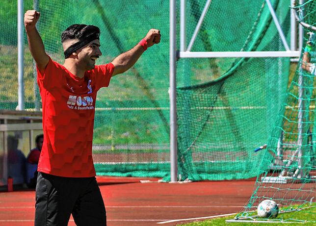 Bild 35: FC 08 Bad Säckingen zieht mit 11:0 gegen SV Albbruck in die Relegation ein &ndash; und wir haben Bilder!