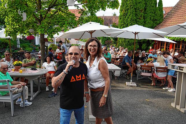 Bild 10: Zahlreiche Teilnehmer: Apfelradlrunde in Markdorf