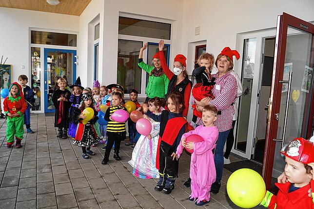 Bild 4: Bilder von der Schülerbefreiung in Stetten