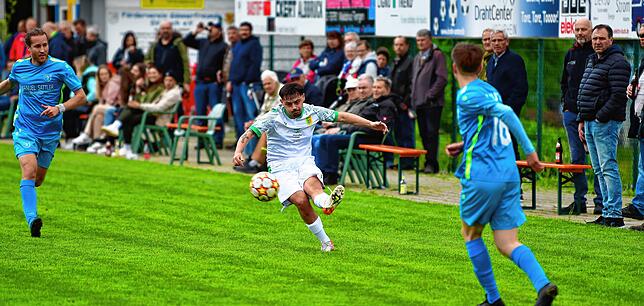 Bild 33: SV Buch schafft noch ein 2:2 gegen den SV Herten &ndash; und wir haben Bilder!