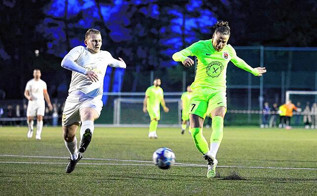 Bild 16: Unsere große Bildergalerie vom Landesliga-Spitzenspiel zwischen dem ESV Südstern und dem TSV Singen