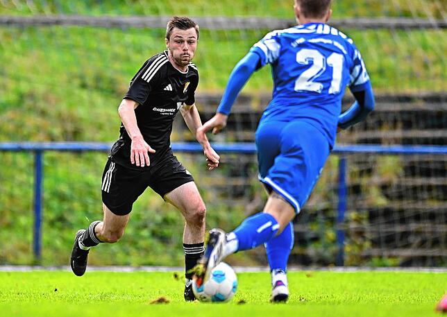 Zweites Saisontor: Außenverteidiger Sebastian Schmidt sorgte nach Vorlage von Sandro Knab für die 1:0-Führung in Gundelfingen.