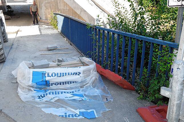 Gerade laufen noch die Bauarbeiten an der neuen Bahnüberführung in der Ballenbergstraße. Direkt im Anschluss soll die Brücke über den ...