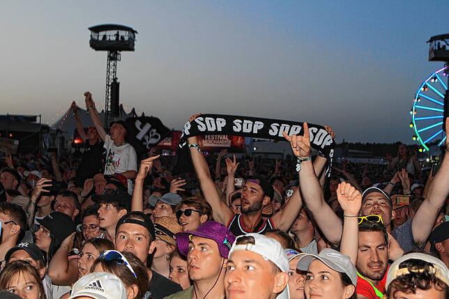 Bild 11: Bilder vom Soutside 2022: So feierten die Fans am Samstag auf den Konzerten