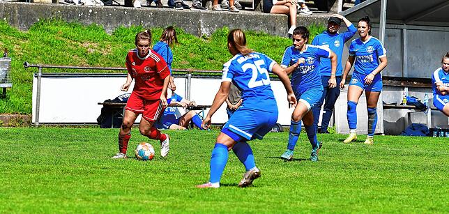 Bild 4: SC Niederhof/Binzgen feiert ersten Sieg beim 4:3 gegen den Hegauer FV II &ndash; und wir haben Bilder!