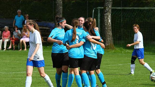 Bild : Meistertitel für FC Hochrhein trotz Stotterstart